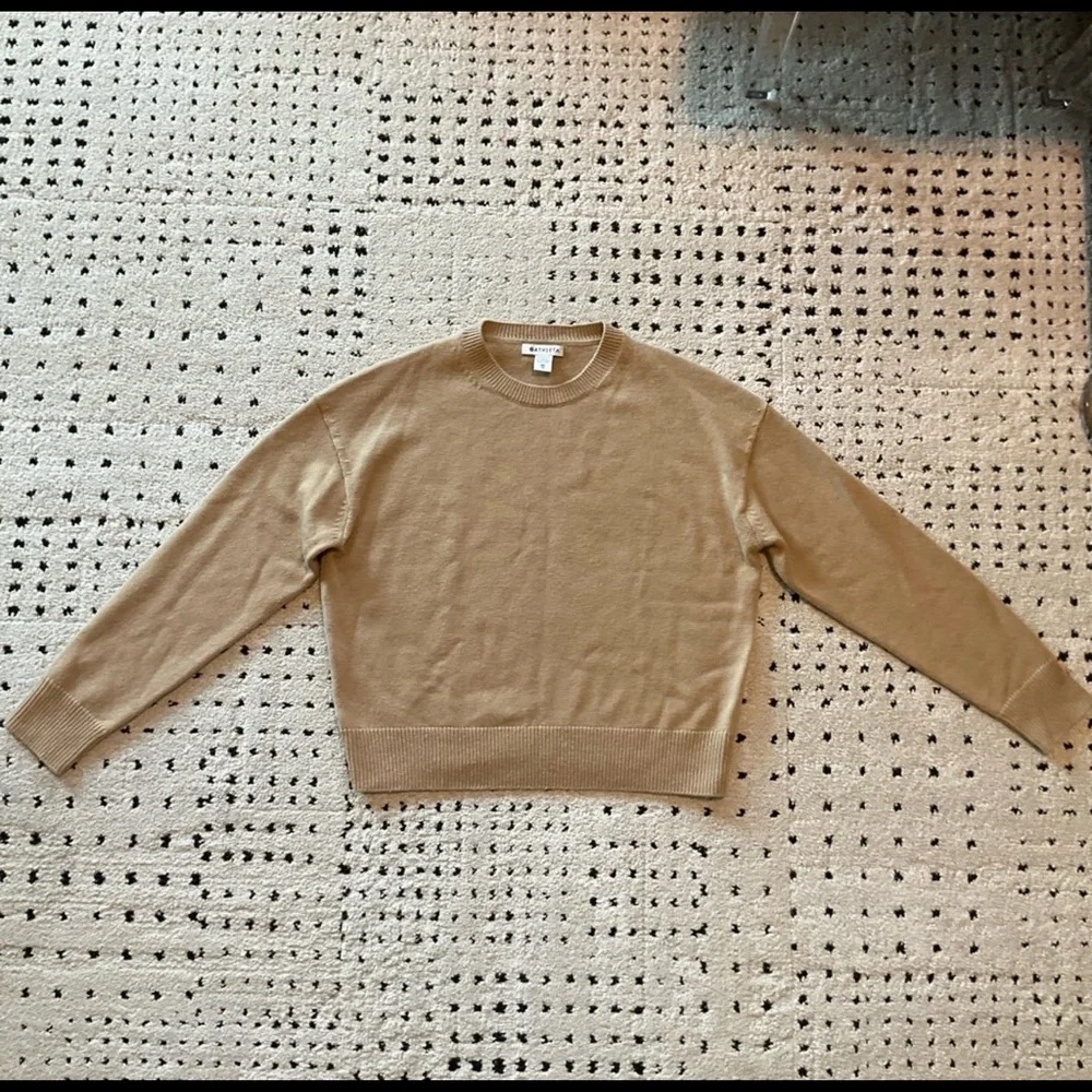 Athleta Alpine Crewneck tan cropped Sweater, XS - Picture 3 of 7